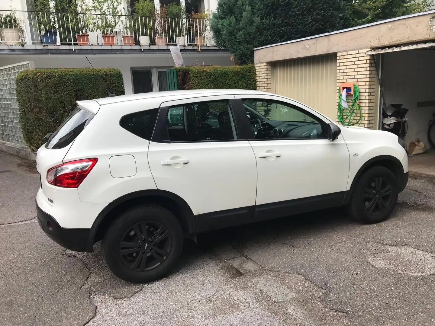 Nissan Qashqai Qashqai 1.6 dCi ACENTA Weiß - 2