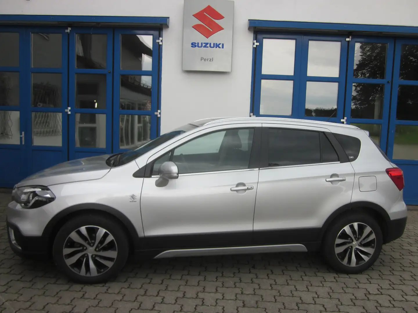 Suzuki SX4 S-Cross 1.4 Boosterjet Allgrip Automatik Comfort+ Argent - 2
