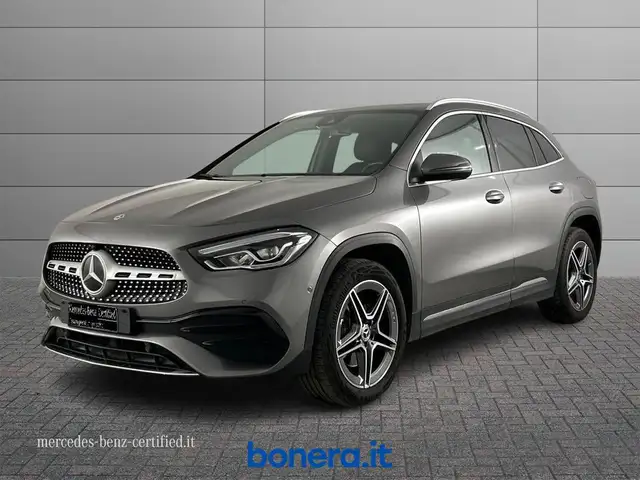 Mercedes-Benz GLA 250 eq-power Premium auto