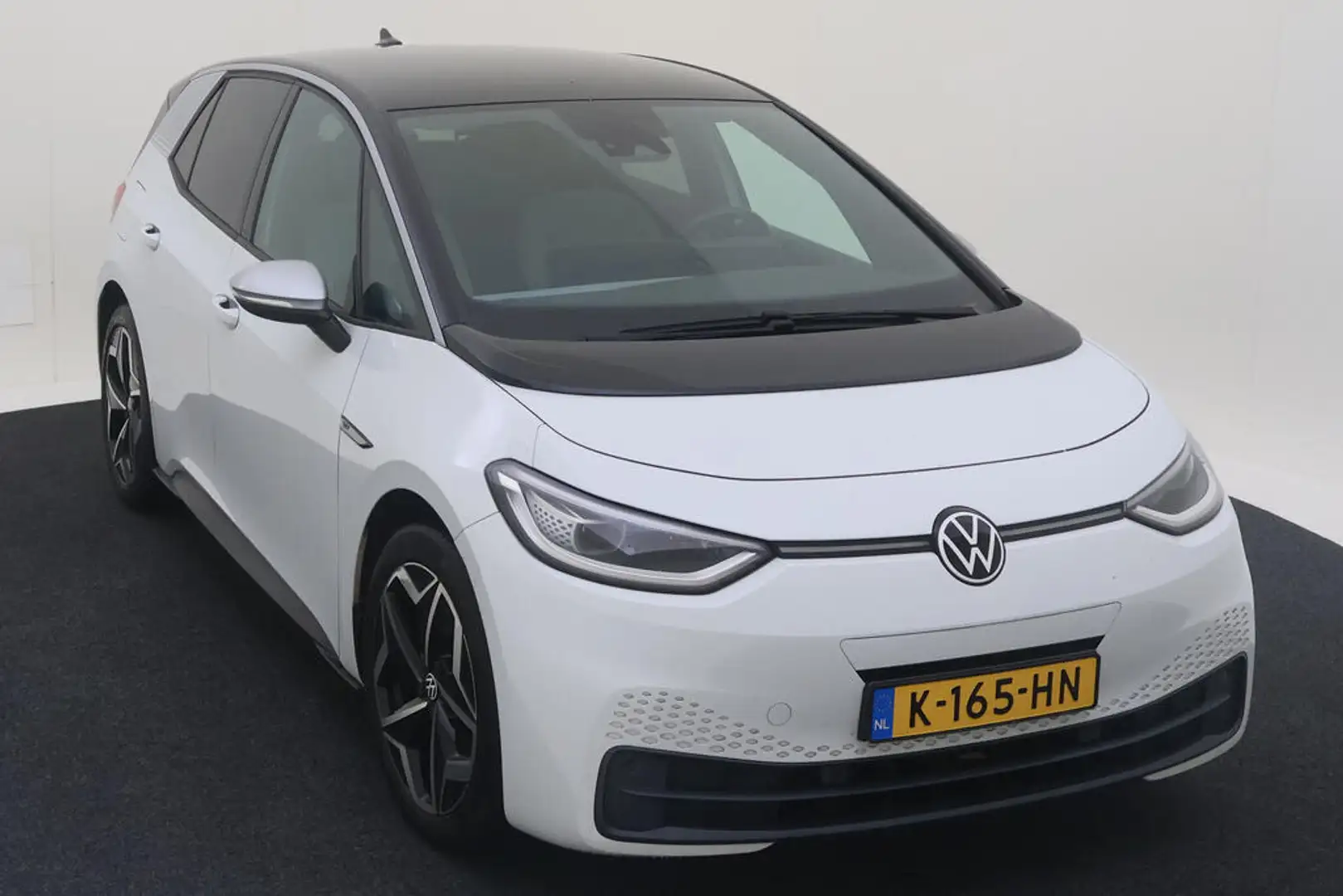 Volkswagen ID.3 First Edition Plus 58 kWh | binnenkort beschikbaar Wit - 2