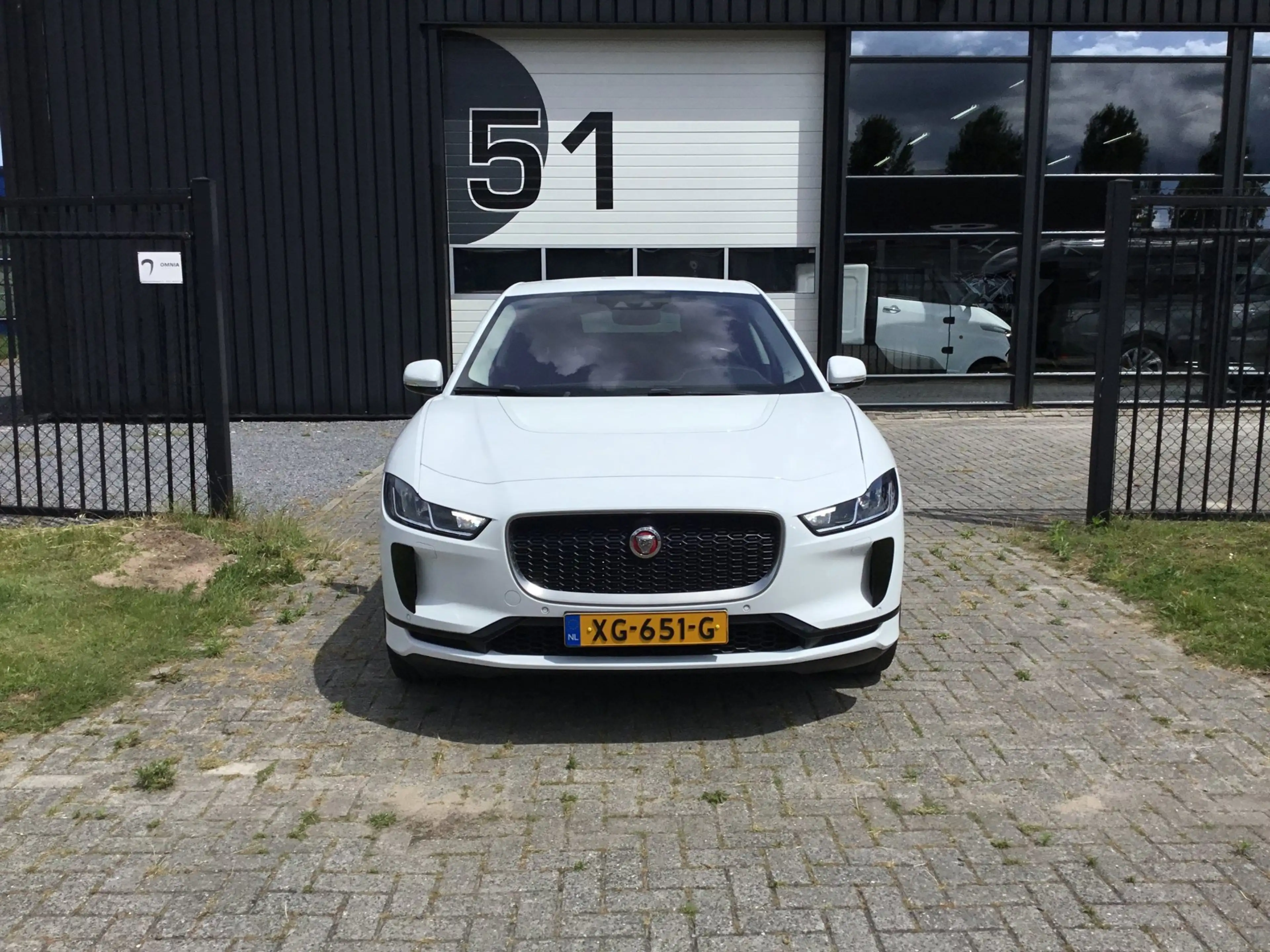 Jaguar I-Pace EV400 S 90 kWh — photo 6