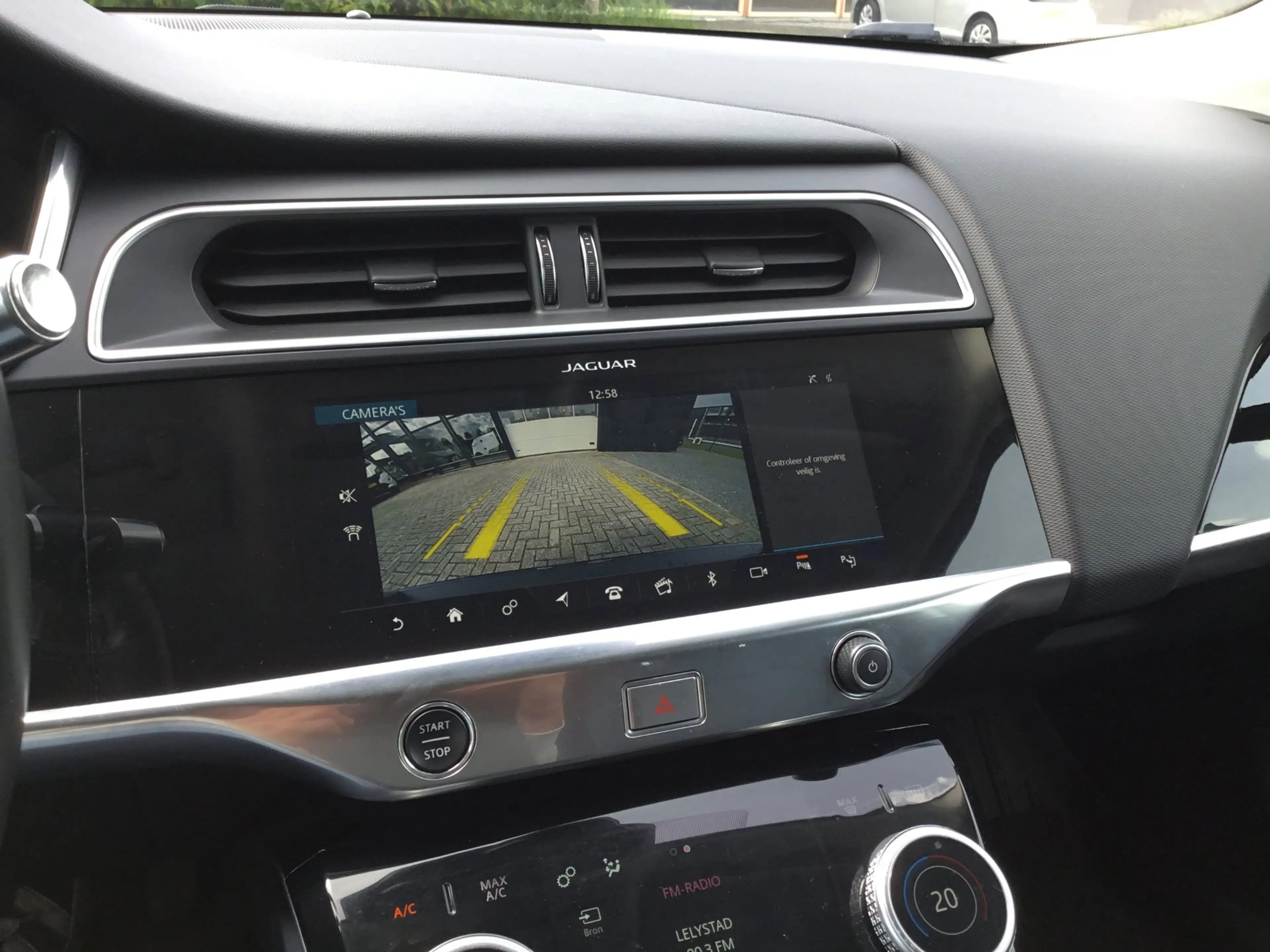 Jaguar I-Pace EV400 S 90 kWh — photo 11