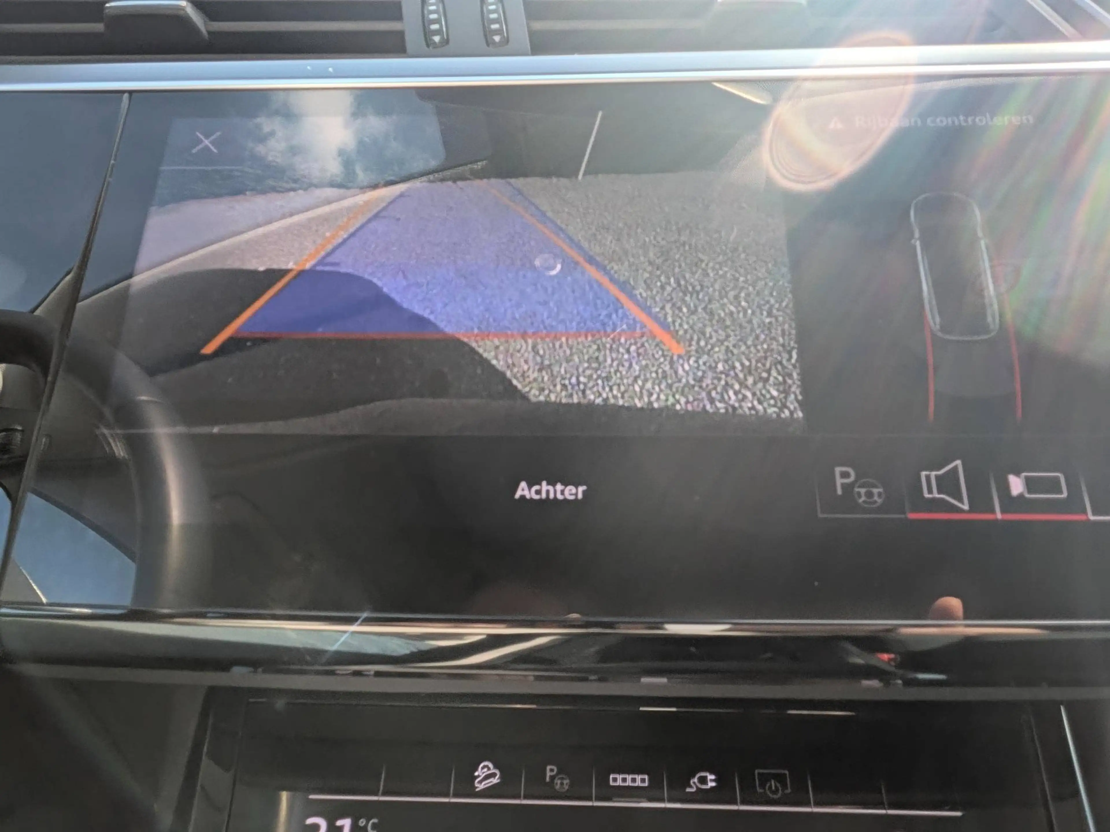Audi Q8 e-tron (Q8) Trekhaak - camera - quattro - luchtvering — photo 8