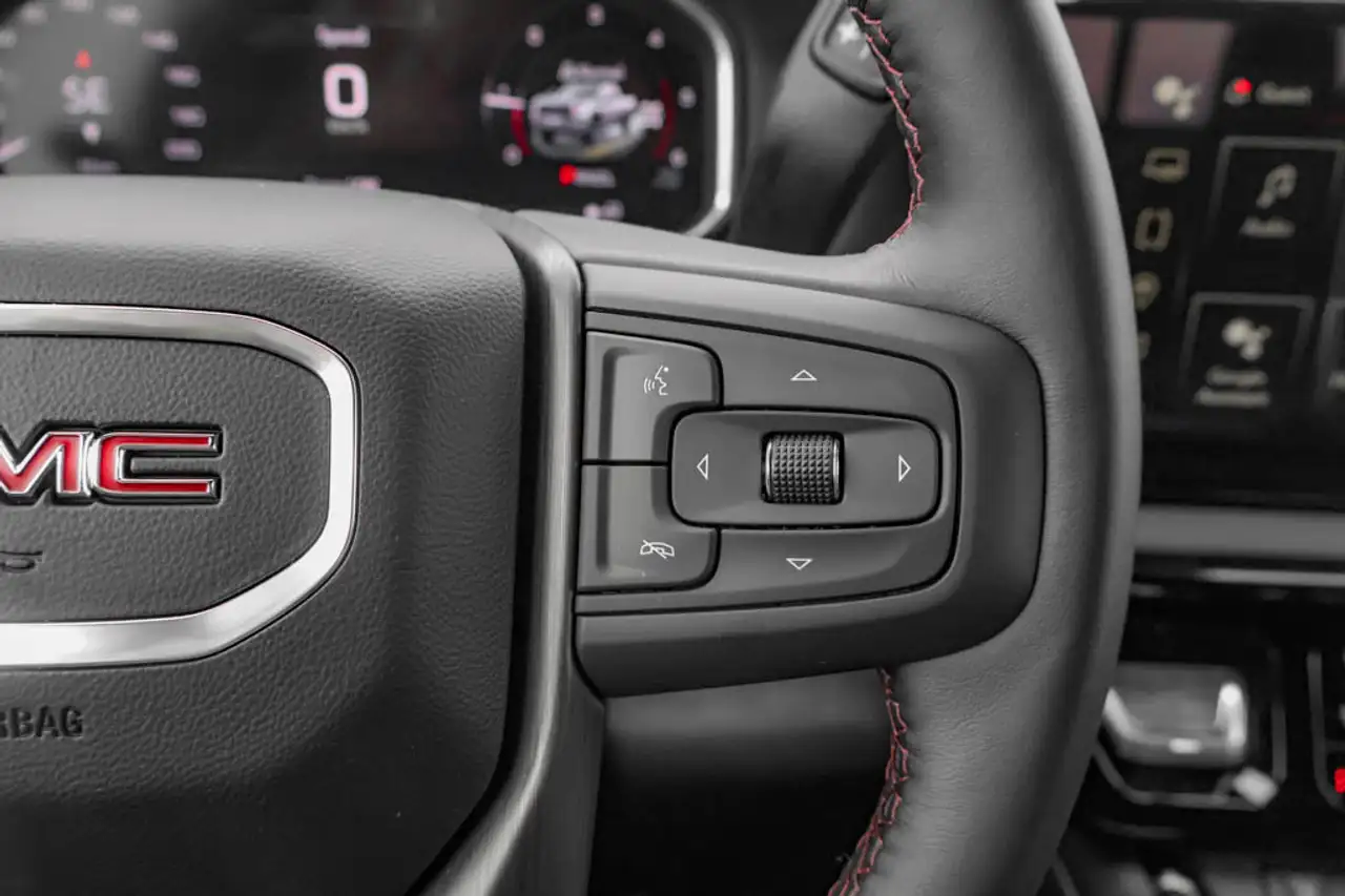 GMC Sierra 2500HD снимка GMC Sierra 2500HD