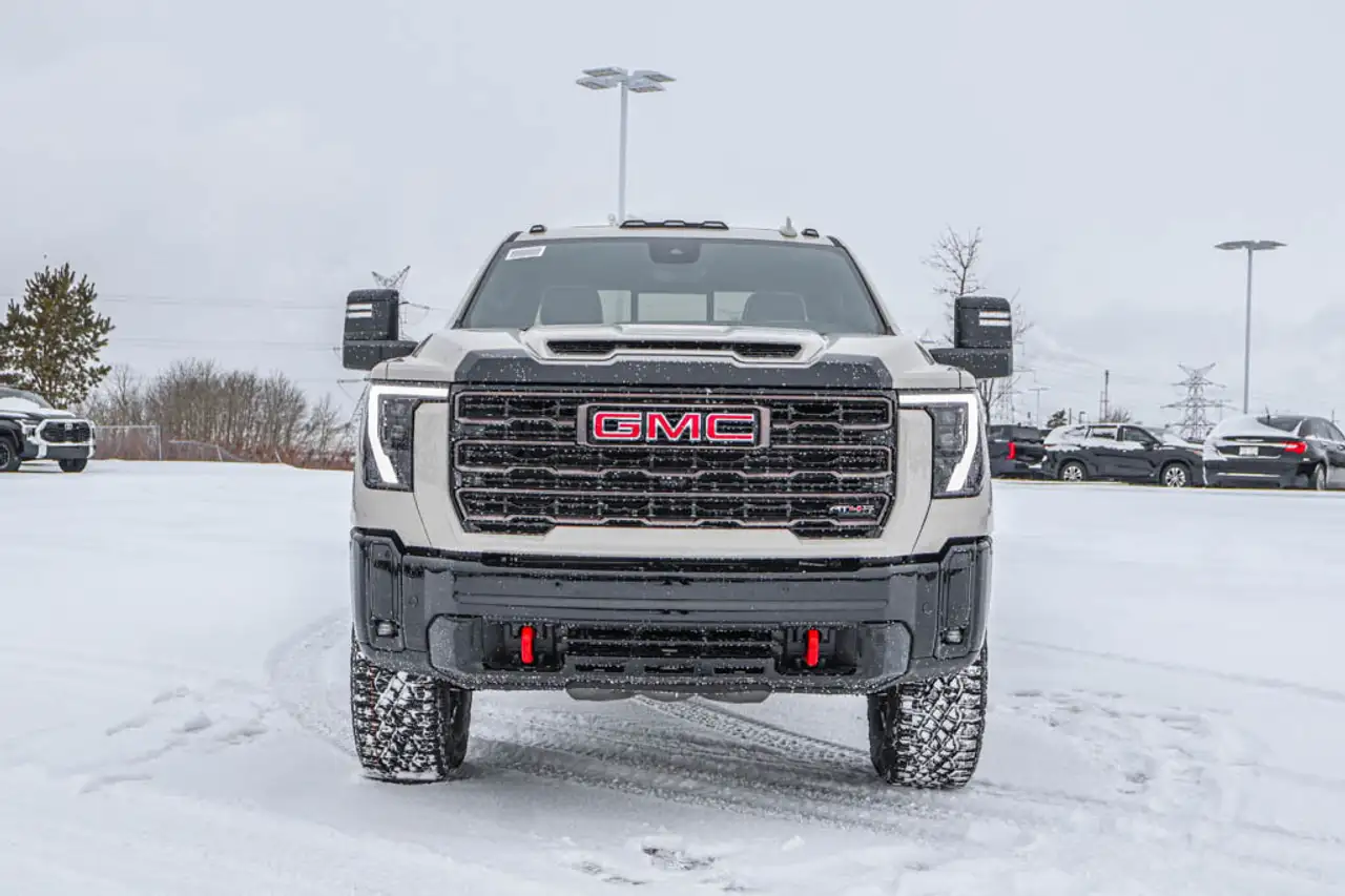 GMC Sierra 2500HD снимка GMC Sierra 2500HD
