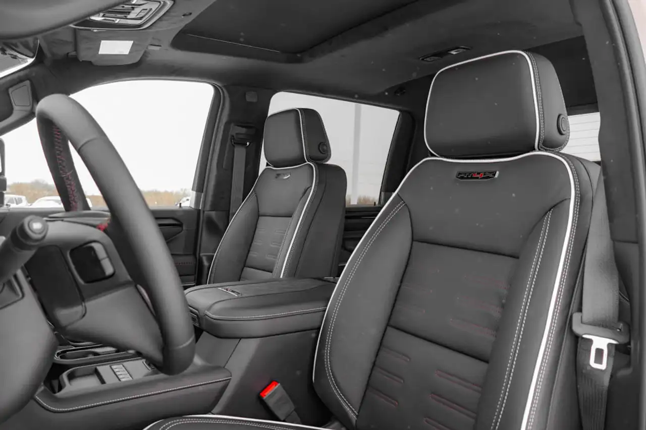 GMC Sierra 2500HD снимка GMC Sierra 2500HD