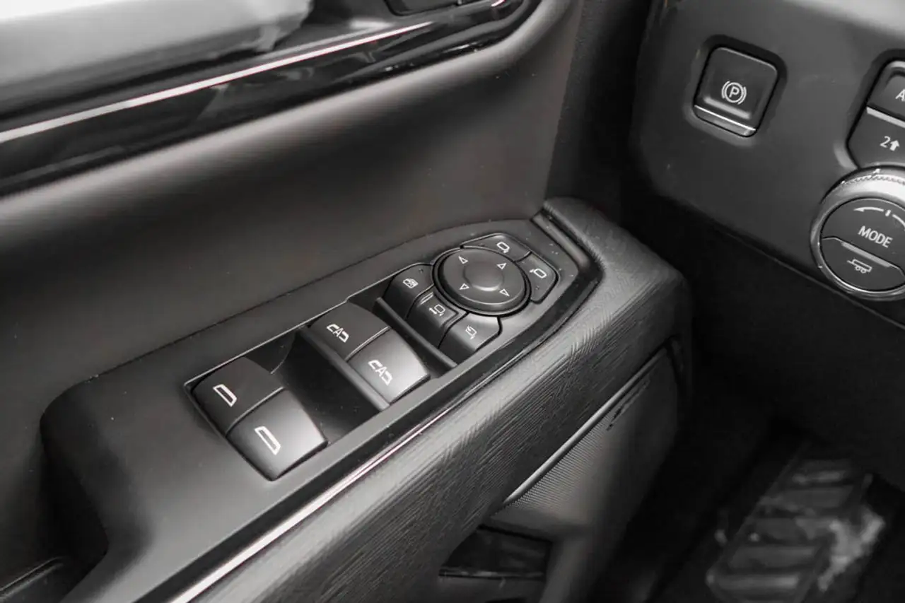 GMC Sierra 2500HD снимка GMC Sierra 2500HD