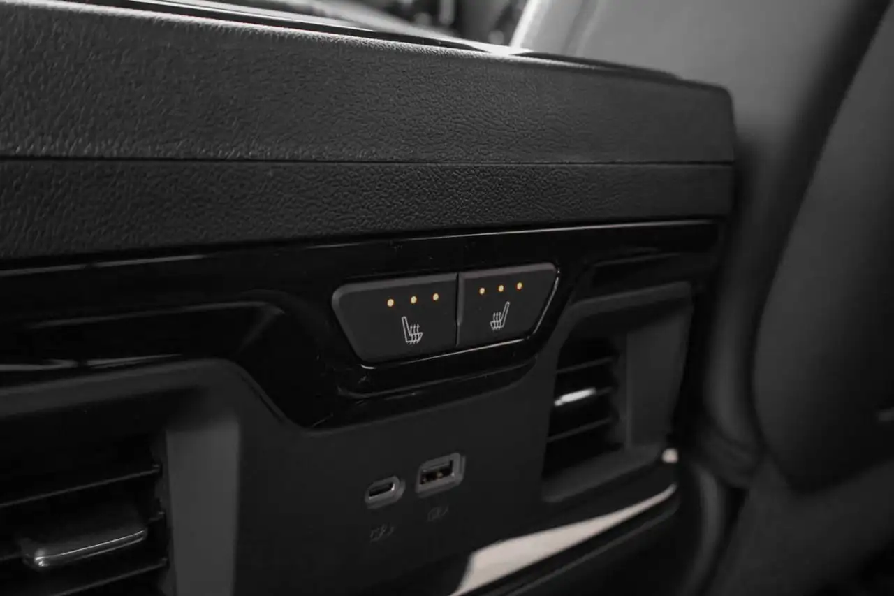 GMC Sierra 2500HD снимка GMC Sierra 2500HD