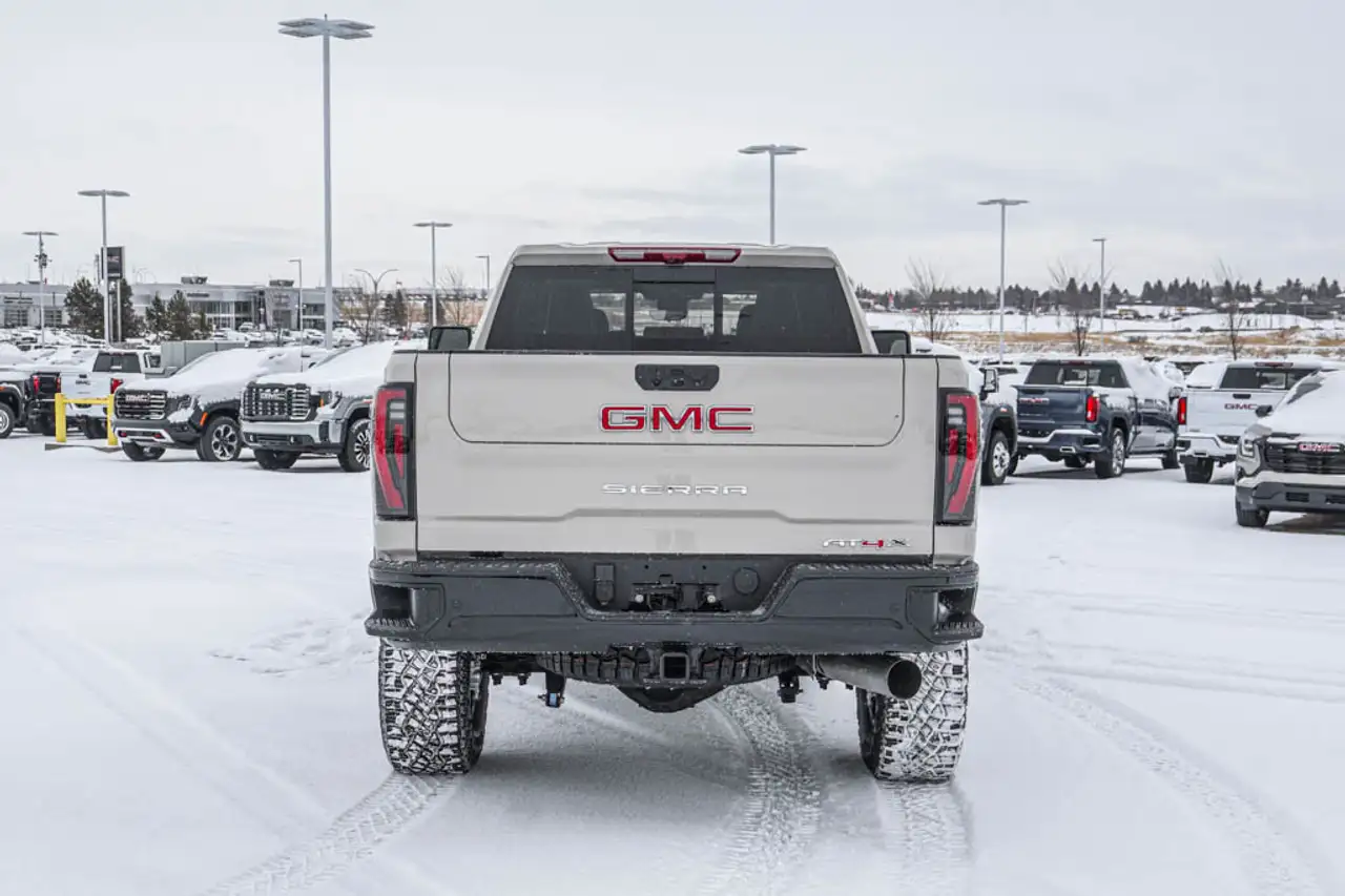GMC Sierra 2500HD снимка GMC Sierra 2500HD