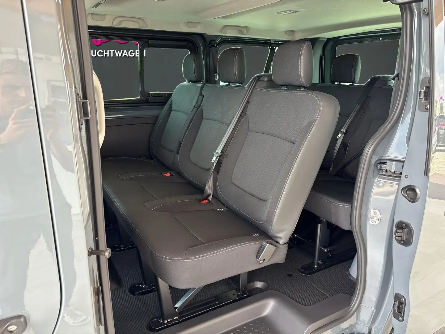 Nissan Primastar TEKNA ( * GARANTIE BIS 10 / 2029 * ) Grau - 2