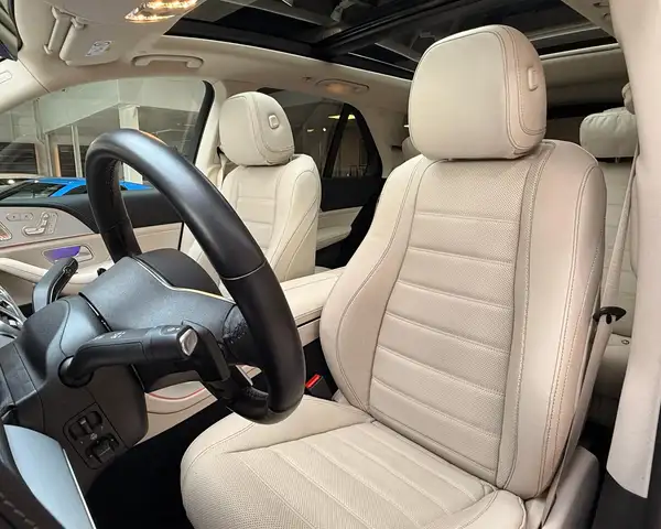 Mercedes-Benz Gle Class view 13