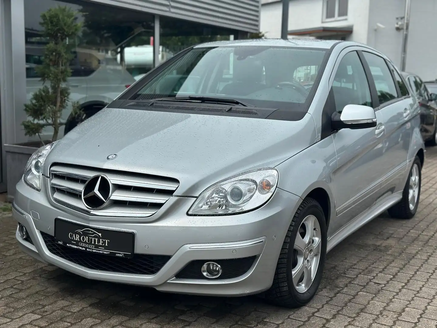 Mercedes-Benz B 200 Argent - 1