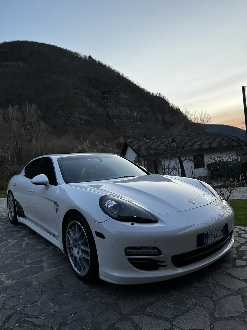 Porsche Panamera 4.8 4S - 1