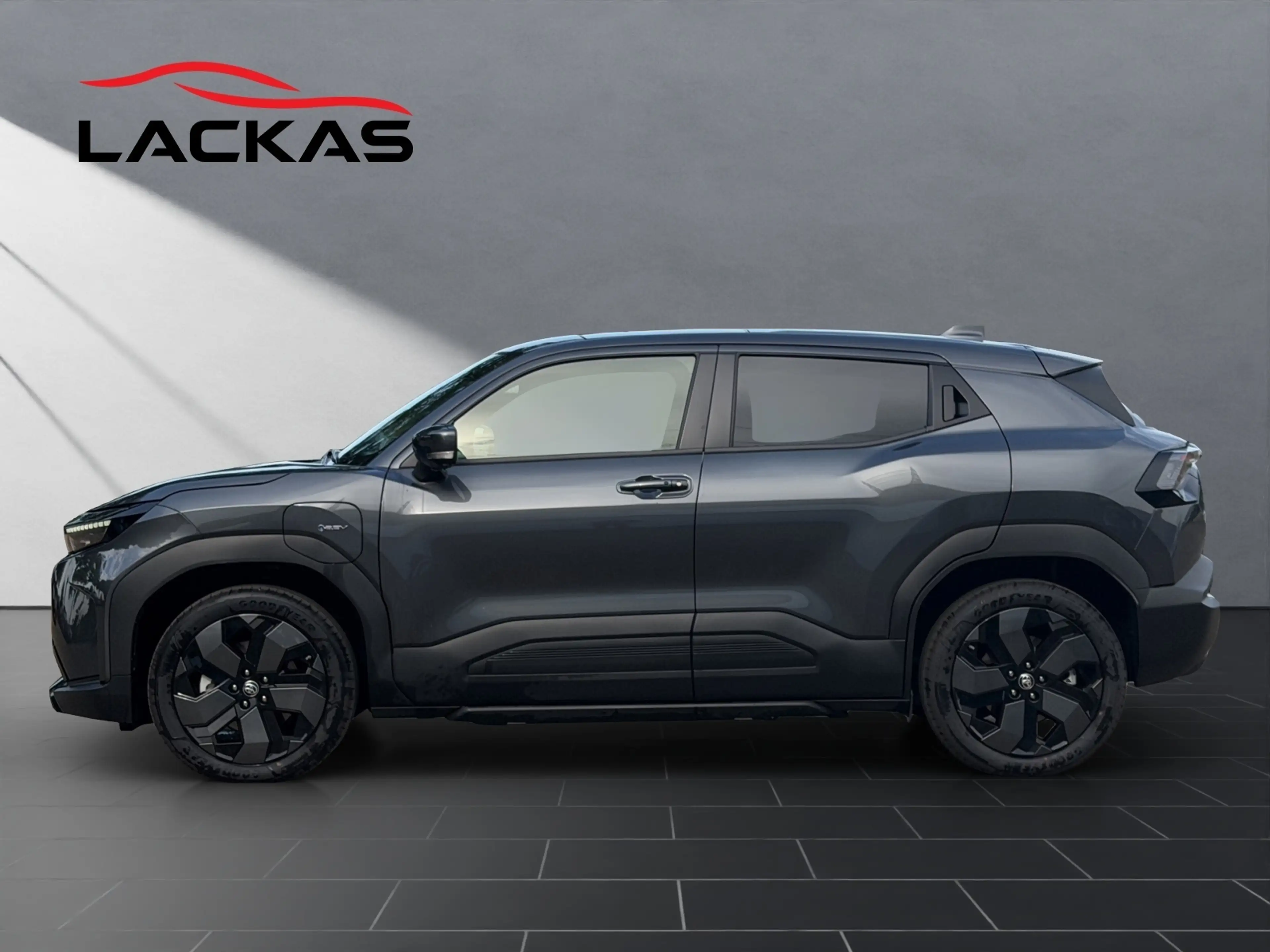 Toyota Urban Cruiser 128KW Lounge PANO-GLASDACH+KEYLESS+CARPLAY — photo 2