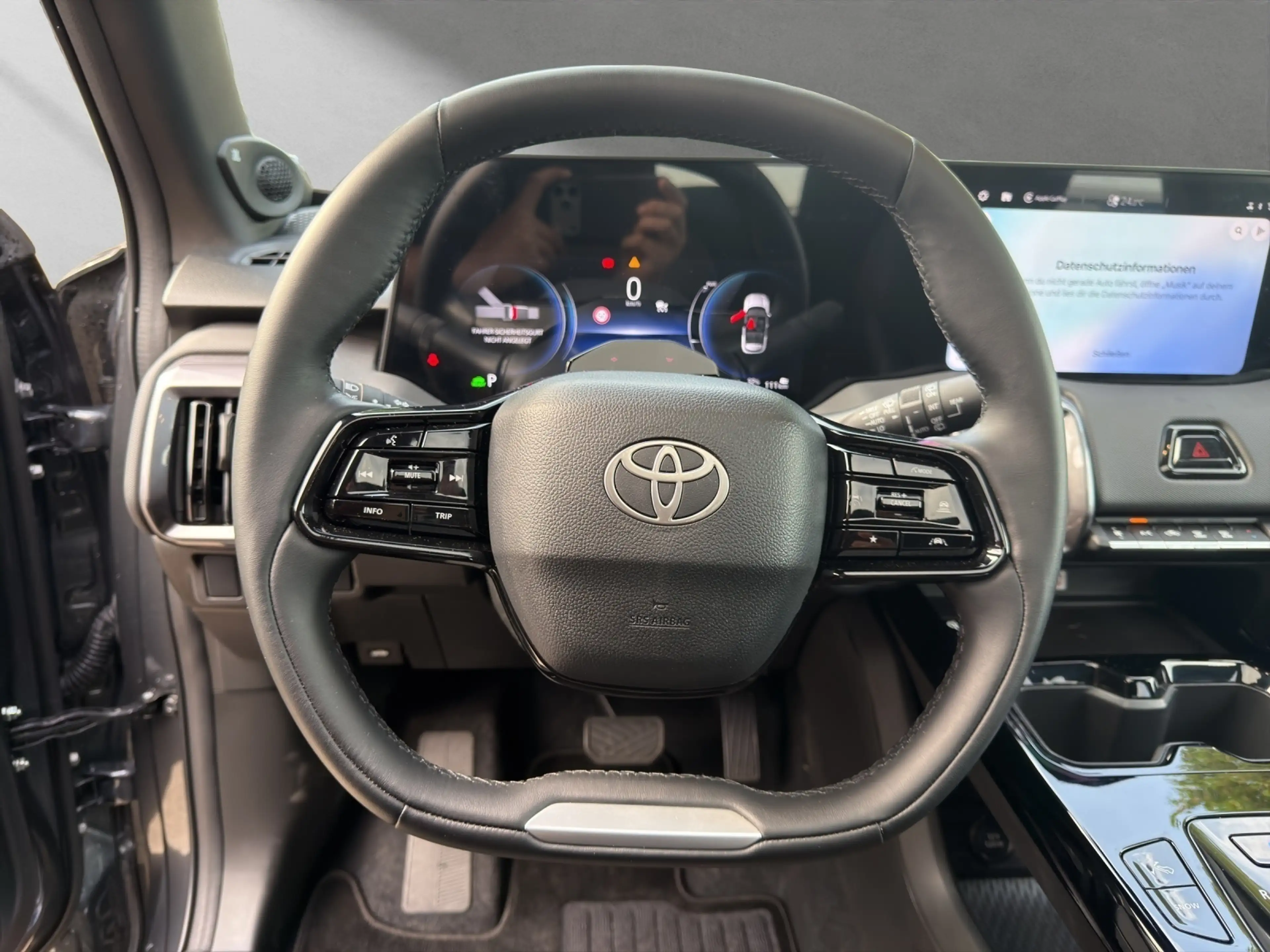 Toyota Urban Cruiser 128KW Lounge PANO-GLASDACH+KEYLESS+CARPLAY — photo 10