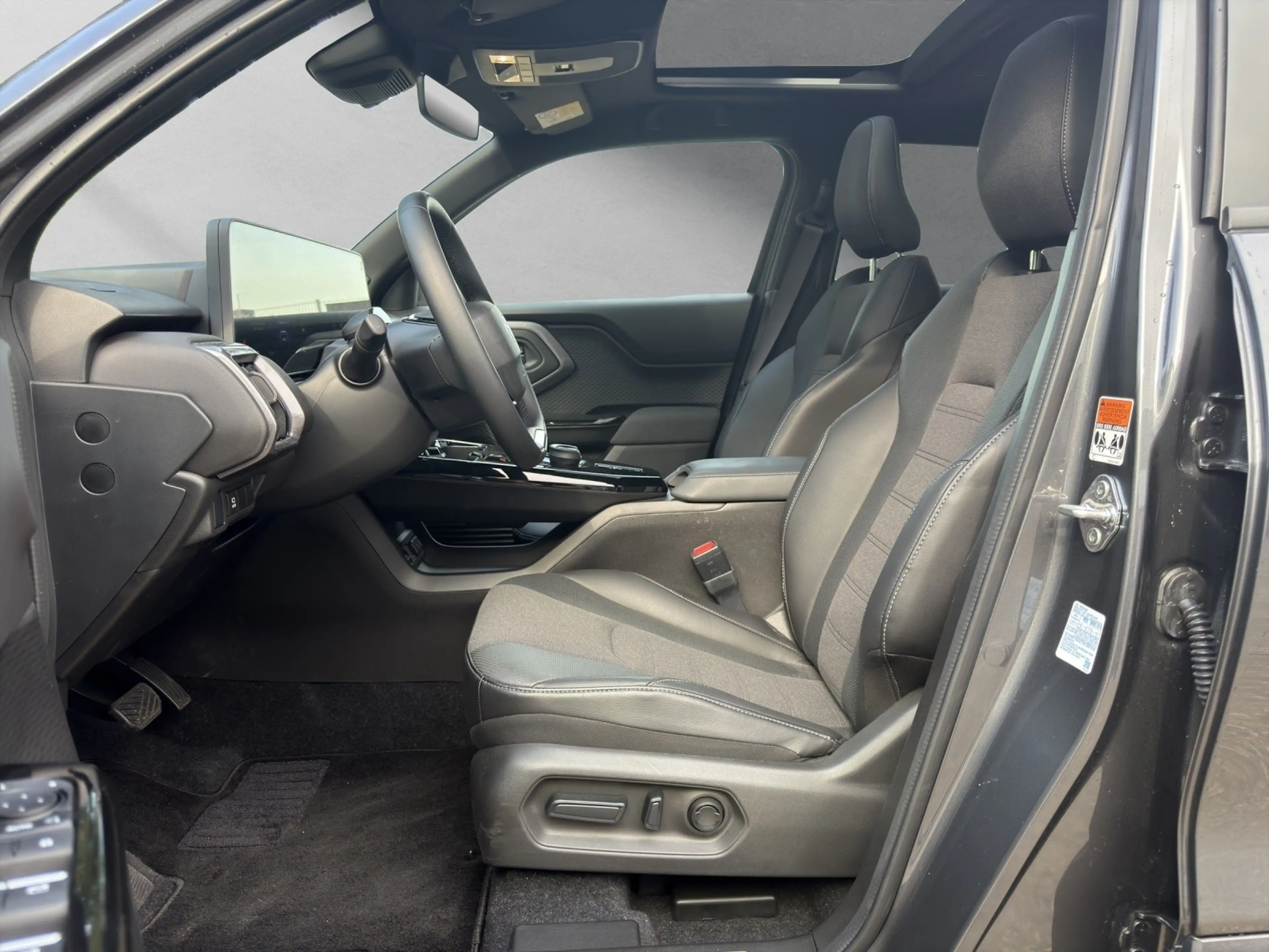 Toyota Urban Cruiser 128KW Lounge PANO-GLASDACH+KEYLESS+CARPLAY — photo 9