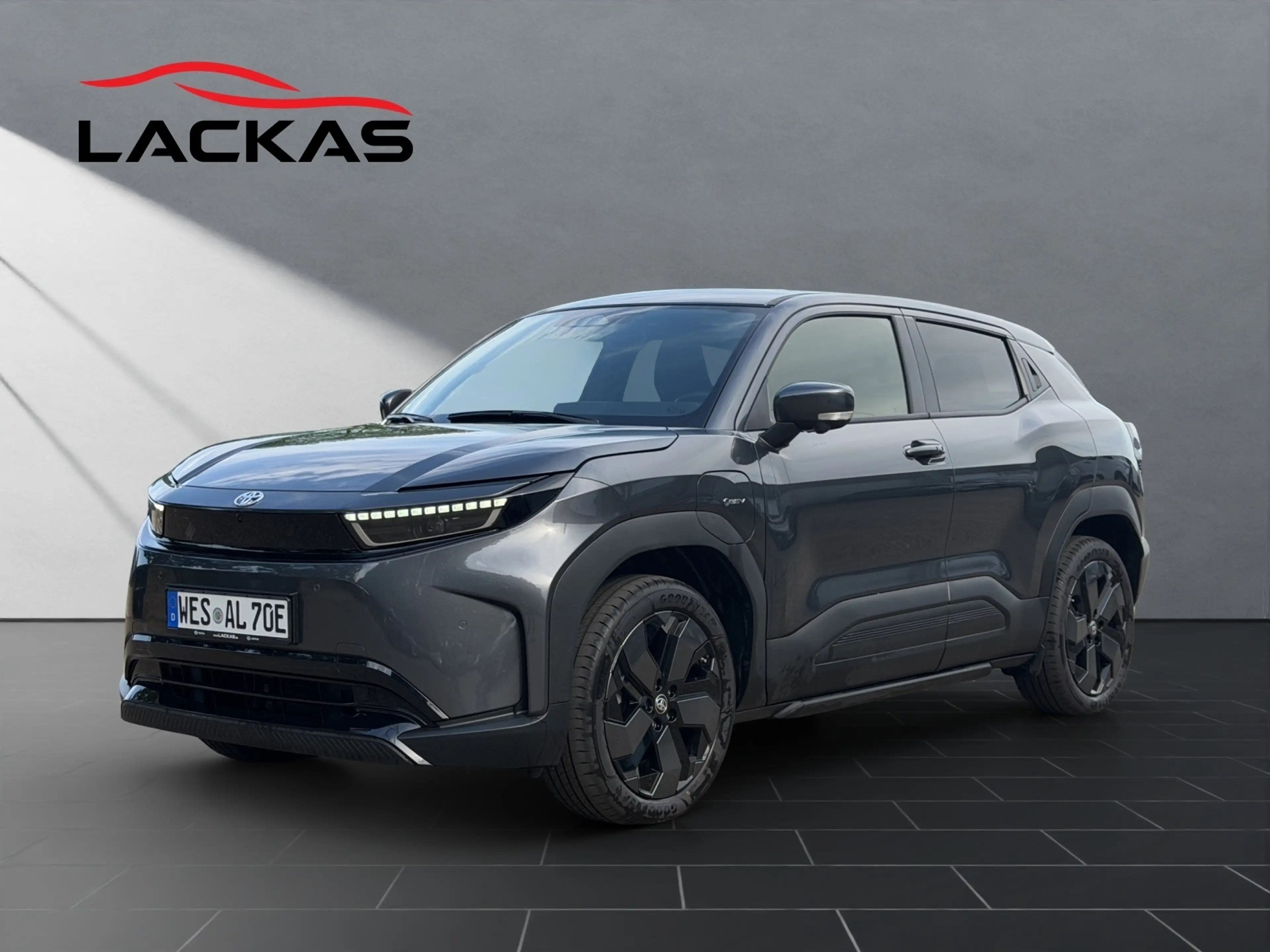 Toyota Urban Cruiser 128KW Lounge PANO-GLASDACH+KEYLESS+CARPLAY