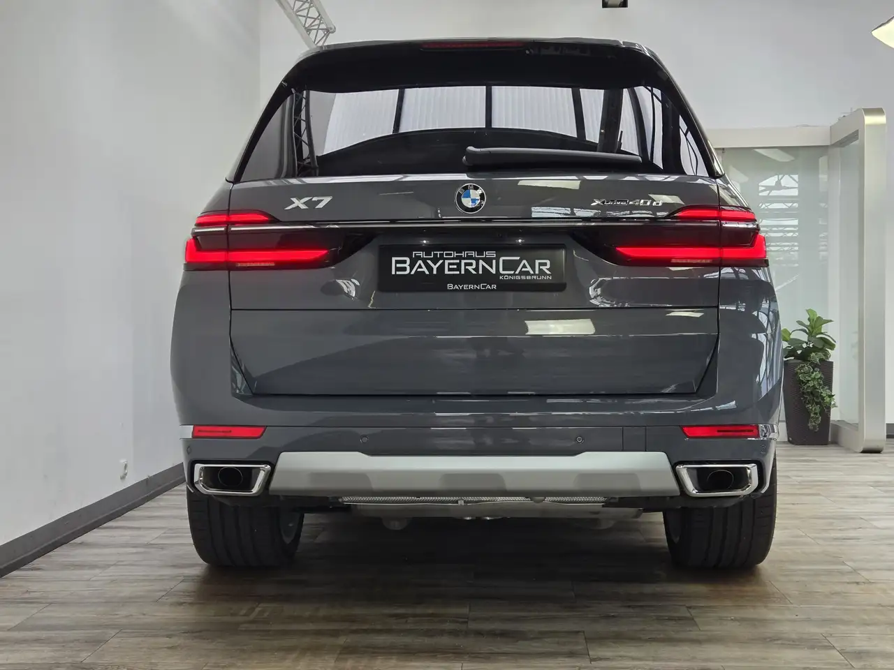 BMW X7 xDr40d DrivePro 6Seats B&W Kristal ACC UPE149 5