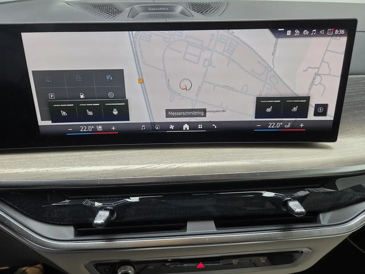 BMW X7 xDr40d DrivePro 6Seats B&W Kristal ACC UPE149 12