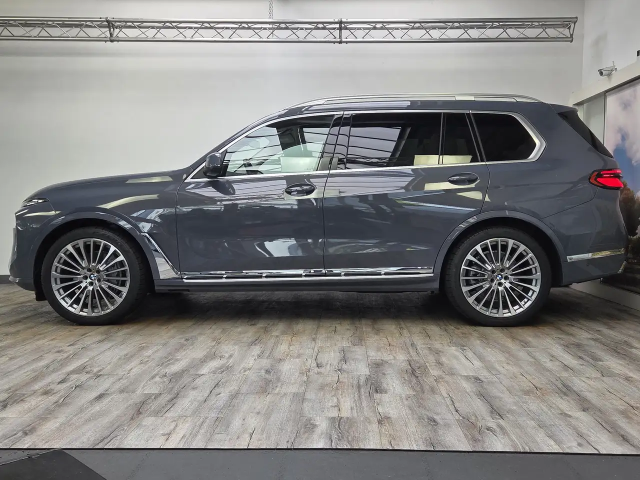 BMW X7 xDr40d DrivePro 6Seats B&W Kristal ACC UPE149 3