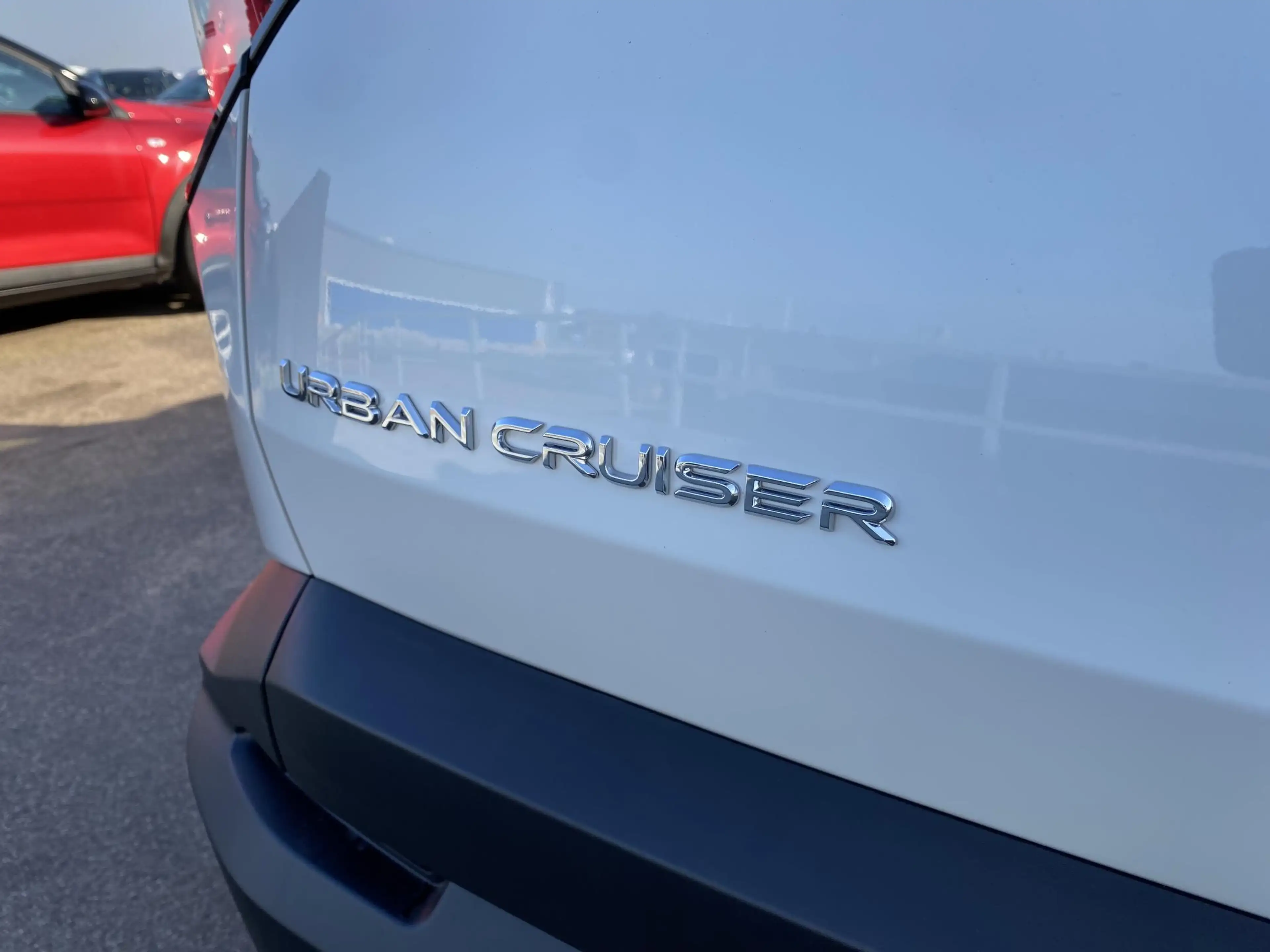 Toyota Urban Cruiser Executive 61 kWh Nieuw! Panoramadak, 360° camea, n — photo 15