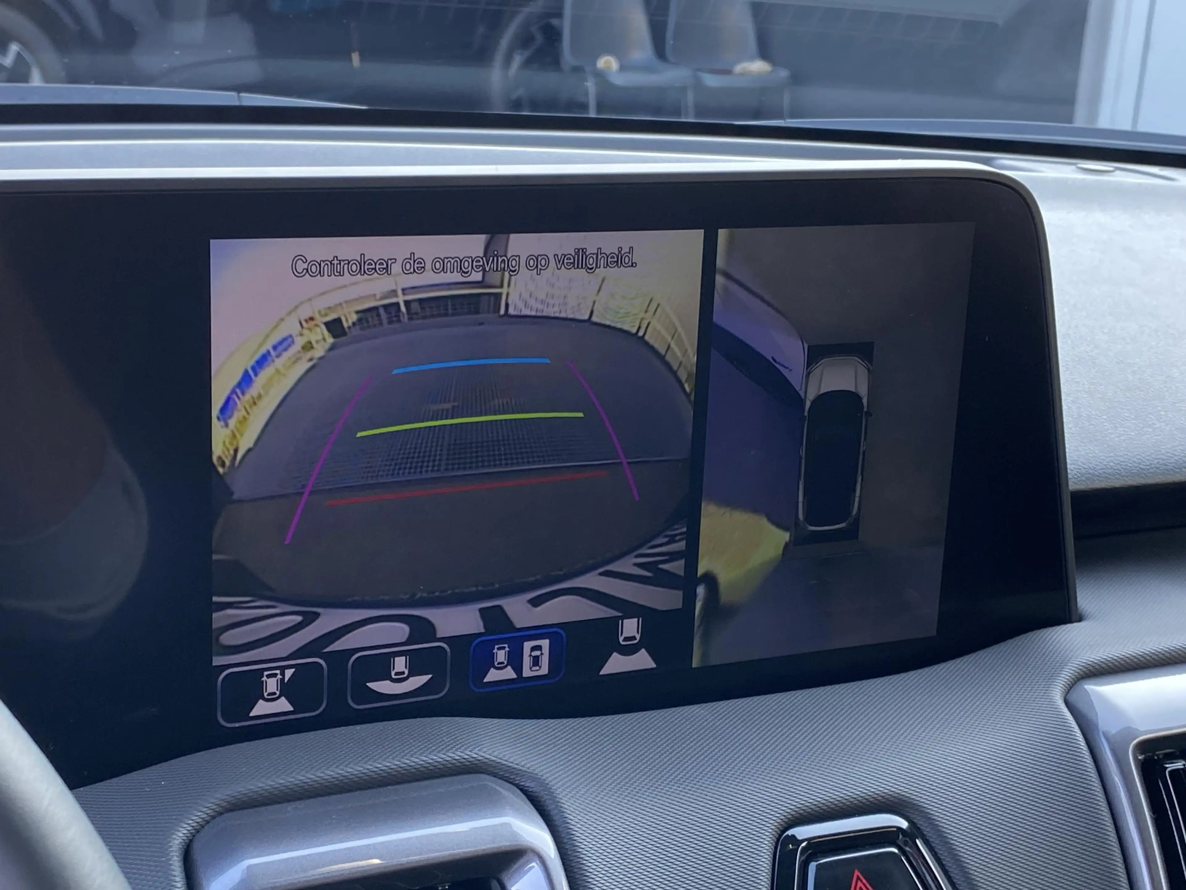 Toyota Urban Cruiser Executive 61 kWh Nieuw! Panoramadak, 360° camea, n — photo 13