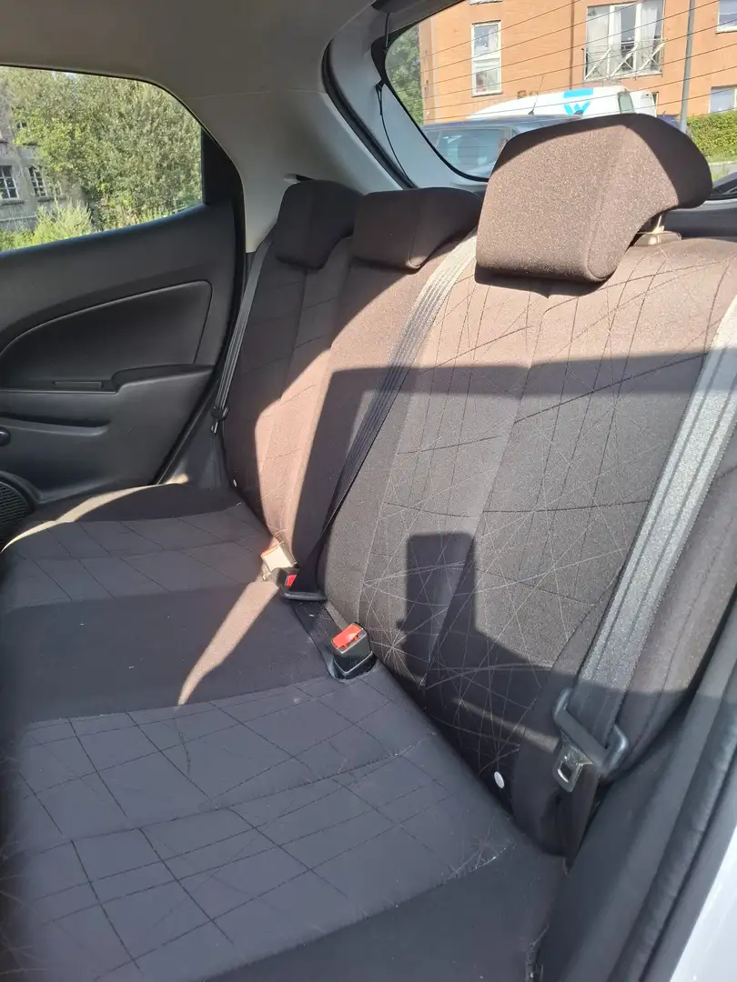 Mazda 2 2 1.3i Active Wit - 2