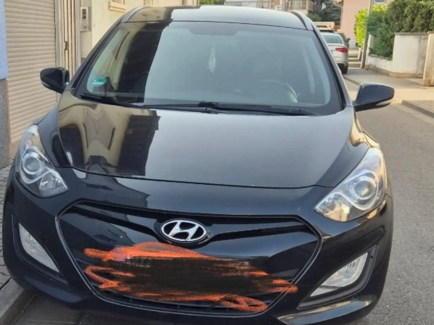 Hyundai i30 i30cw 1.6 CRDi Trend Černá - 1