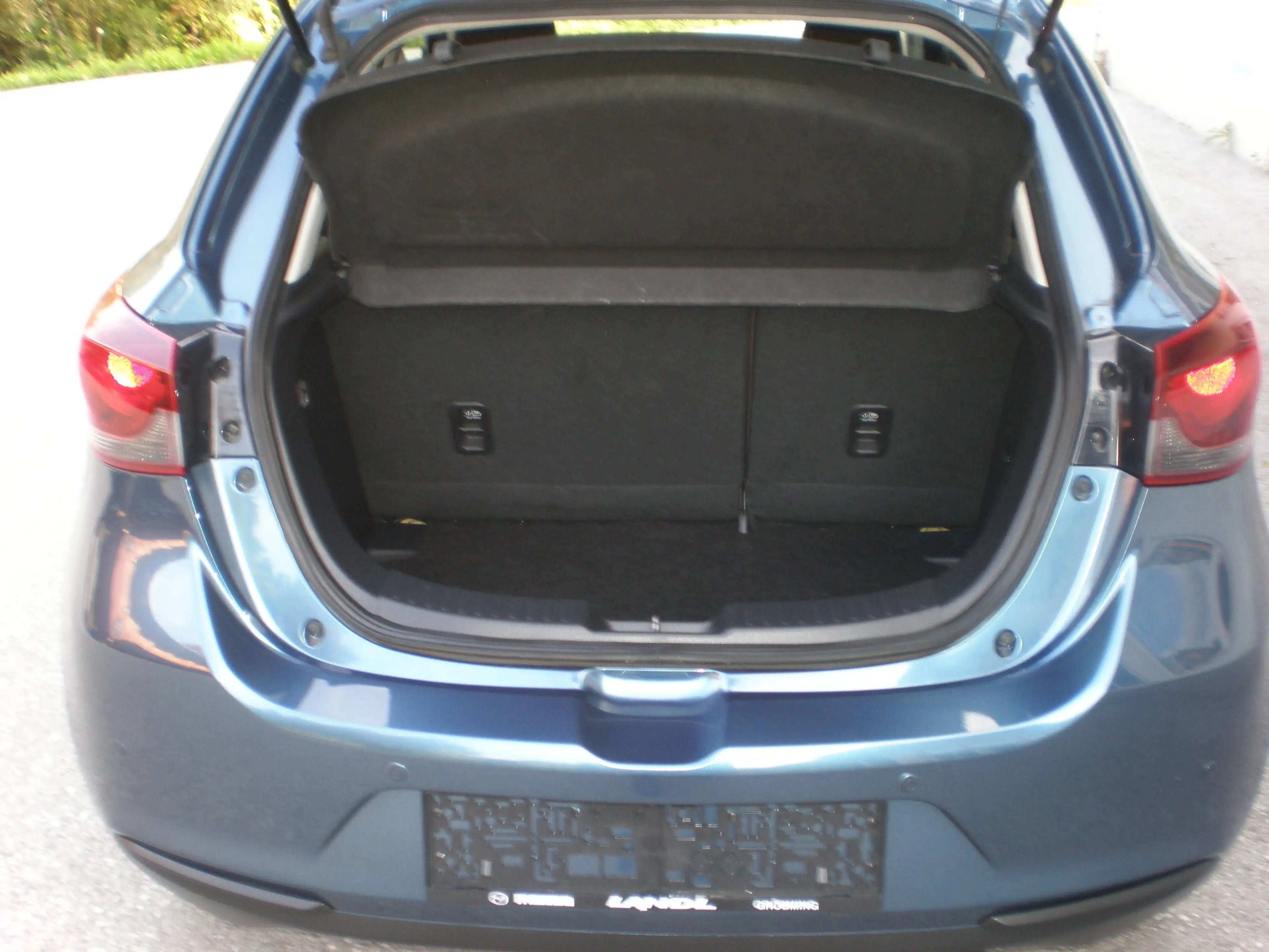 Mazda 2 G75 Takumi — photo 6