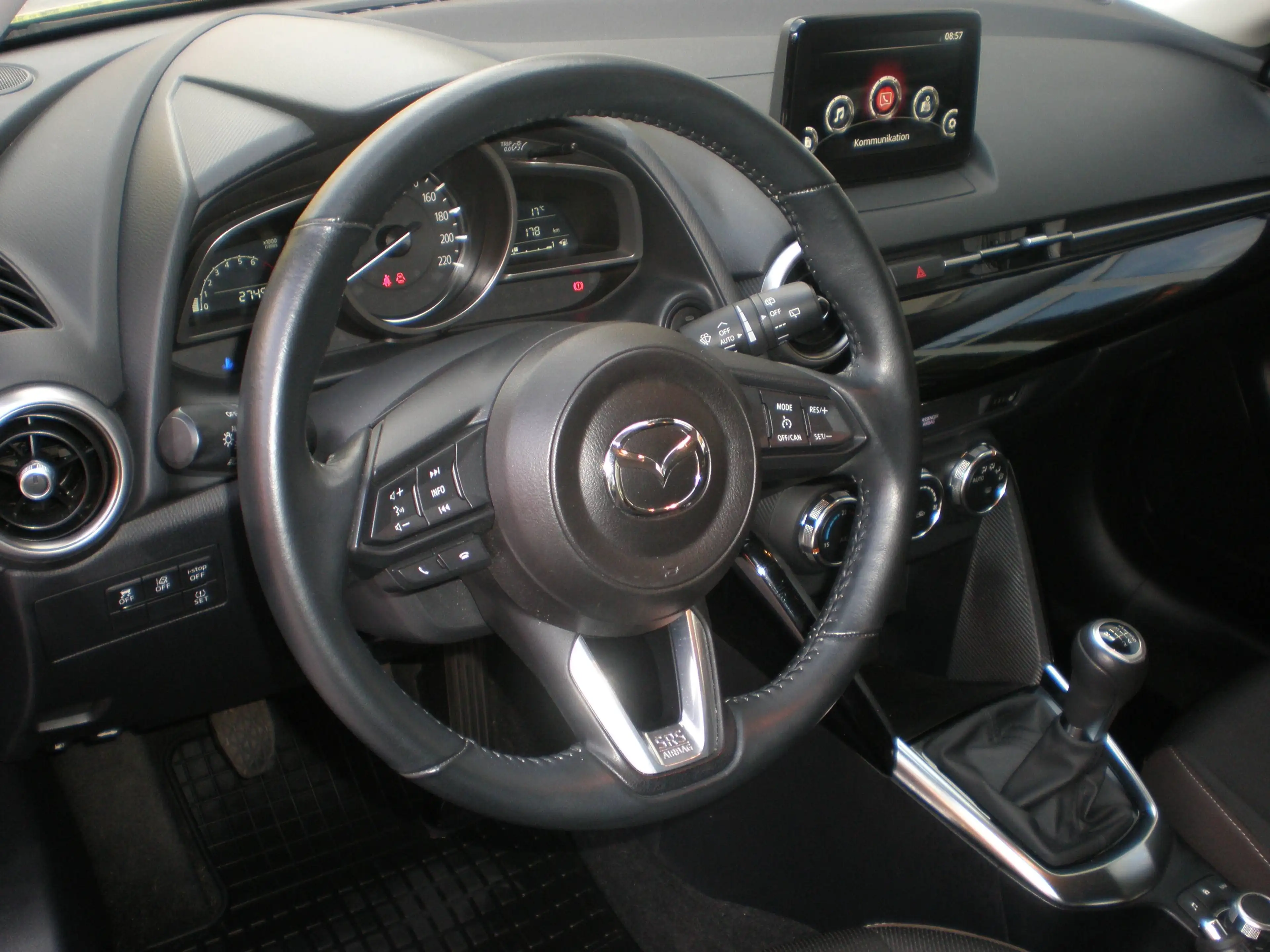 Mazda 2 G75 Takumi — photo 11