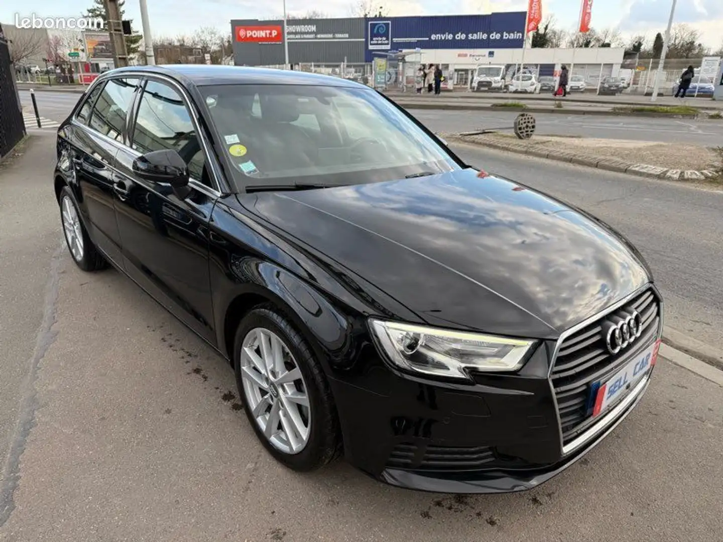 Audi A3 30 tdi 116 Business Line S-Tronic Noir - 2