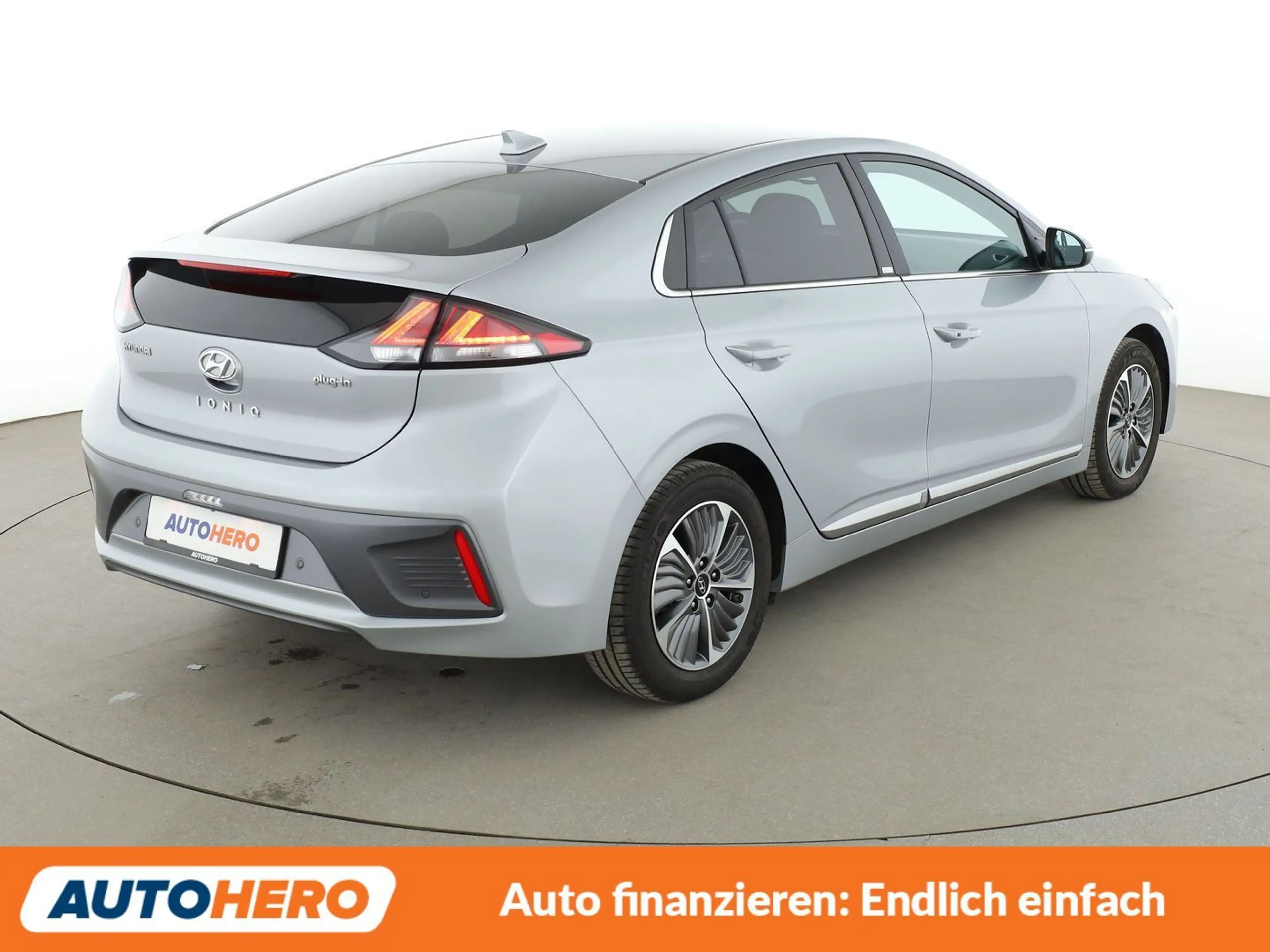 Hyundai IONIQ 1.6 Plug-in Hybrid Prime Aut. *ACC*CAM*MEMORY* — photo 6