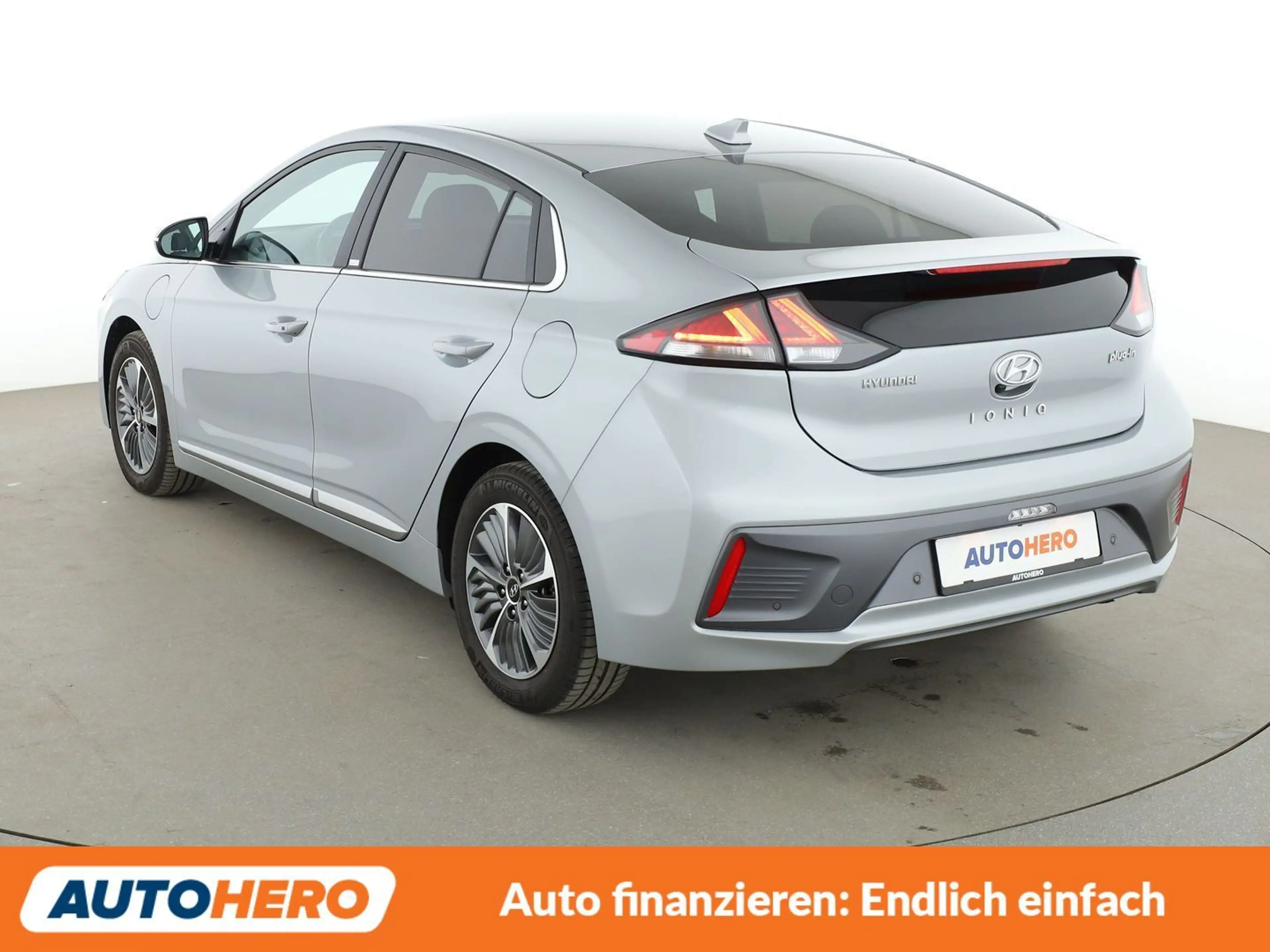 Hyundai IONIQ 1.6 Plug-in Hybrid Prime Aut. *ACC*CAM*MEMORY* — photo 4