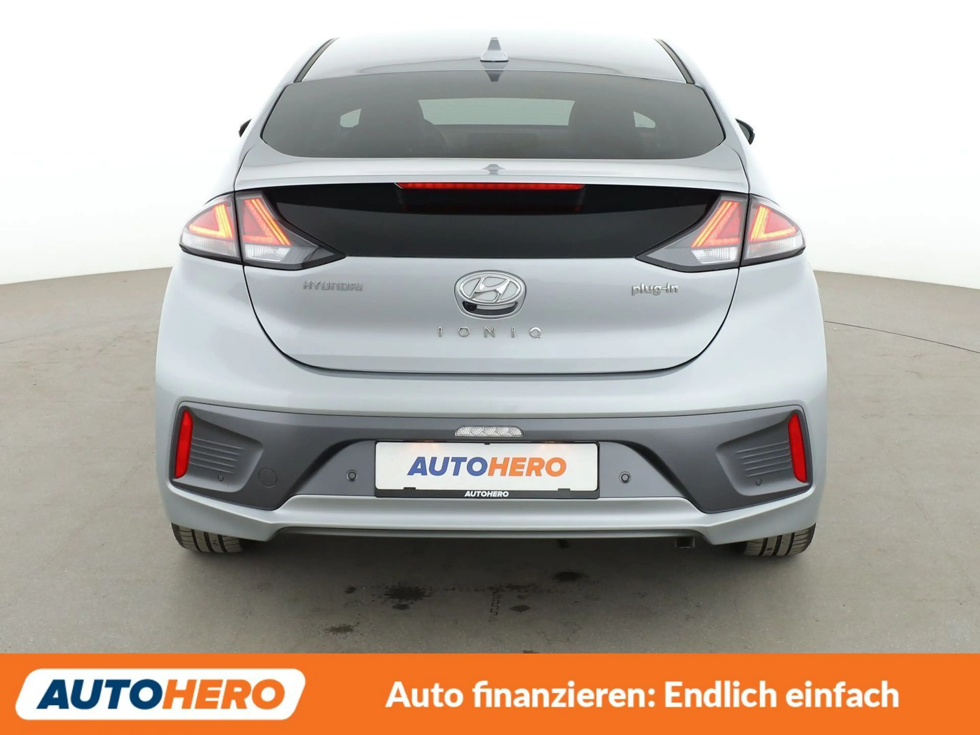 Hyundai IONIQ 1.6 Plug-in Hybrid Prime Aut. *ACC*CAM*MEMORY* — photo 5