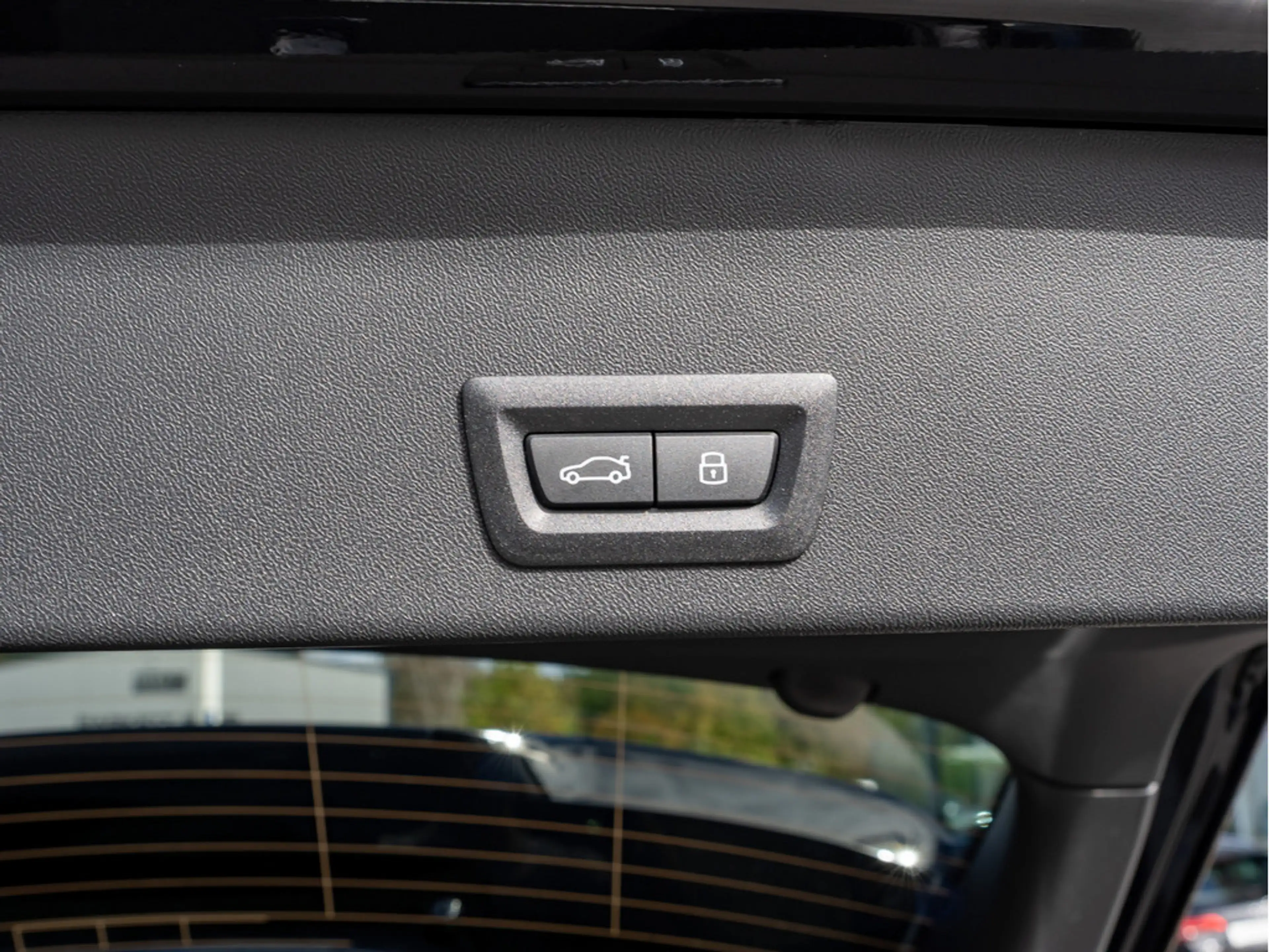 BMW iX3 40 360° LED HUD ACC AHK H/K KAMERA SHZ — photo 10