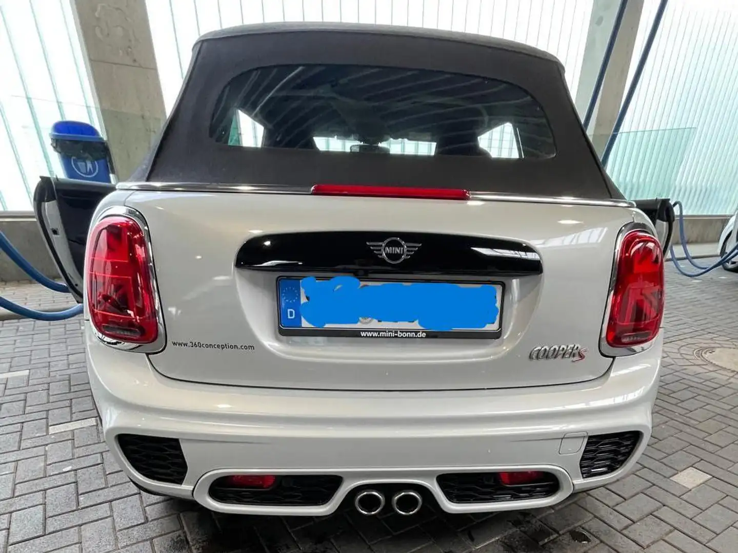 MINI Cooper S Cabrio Mini Cooper S John Cooper Works Trim/ Cabrio Silber - 2