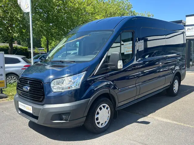 Ford Transit main image