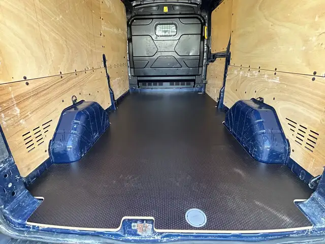 Ford Transit view 23