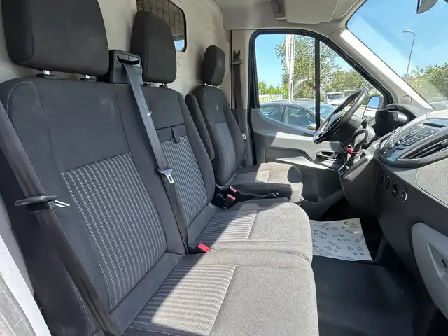 Ford Transit view 29