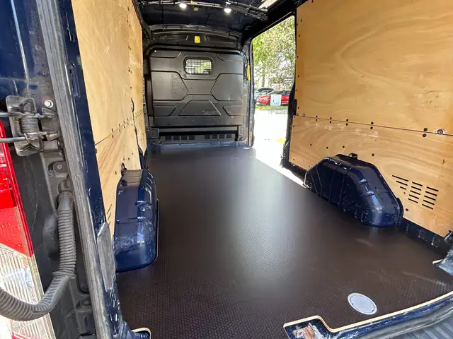 Ford Transit view 27