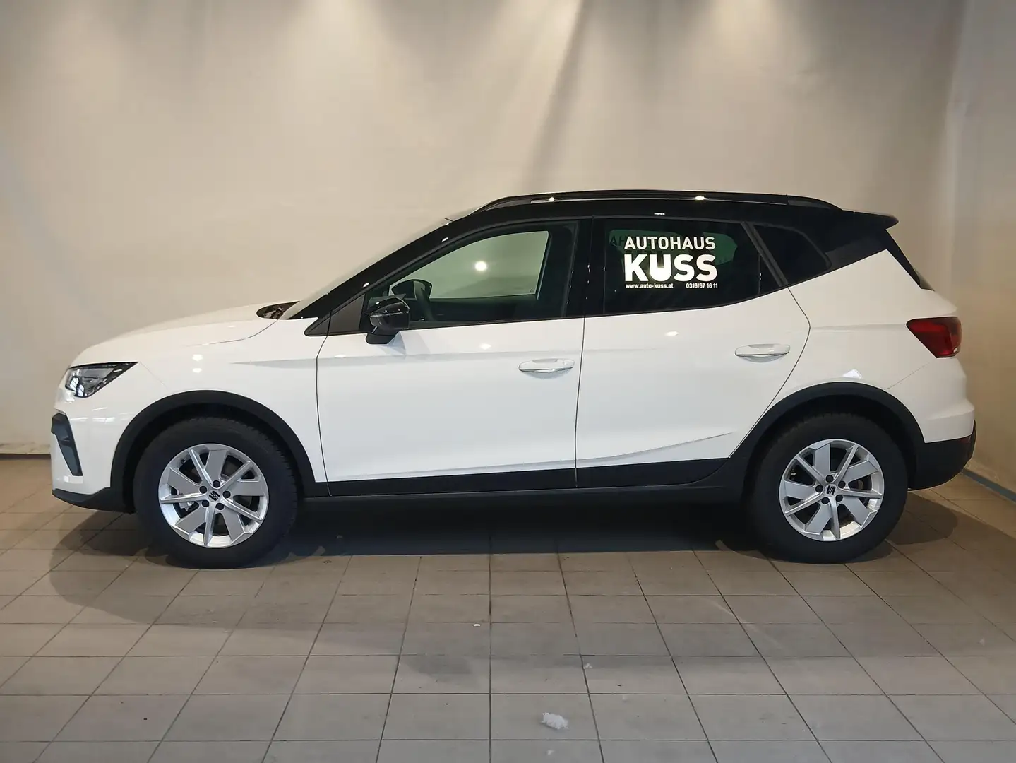 SEAT Arona 1.0 TSI 70 kW Style Weiß - 2