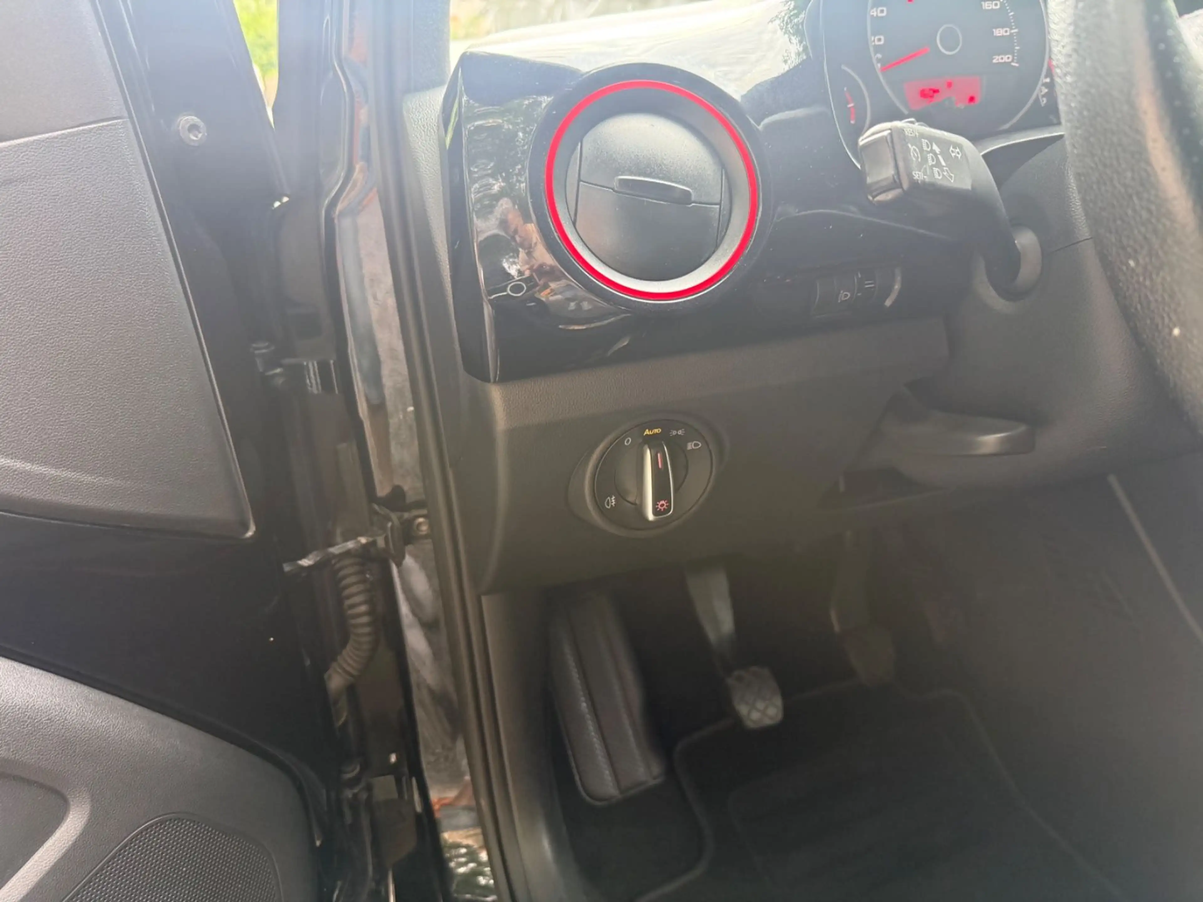 SEAT Mii FR-Line Sitzheizung — photo 11
