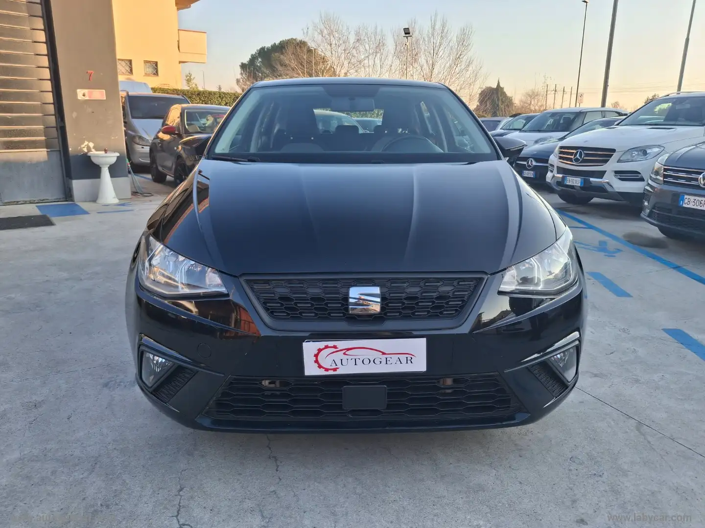 SEAT Ibiza 1.6 TDI 95CV 5p. FR Noir - 2