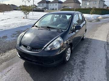 5dr HB MT LX w/Cruise Control