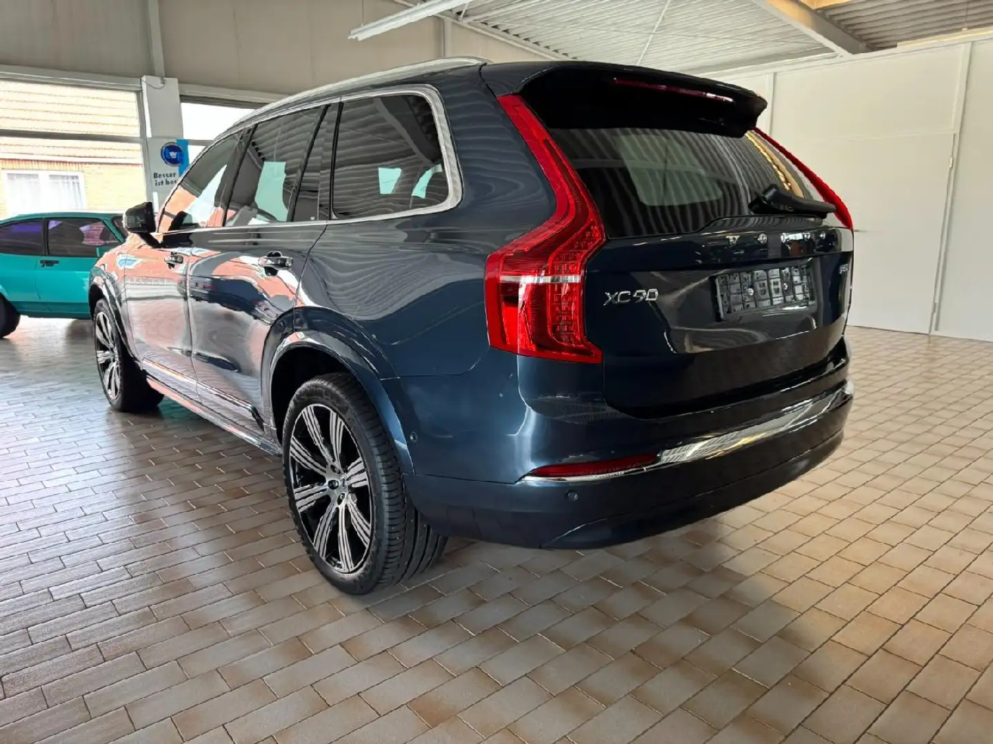 Volvo XC90 Plus Bright AWD *-7Sitzer-360°-H&K-21Zoll* Bleu - 2