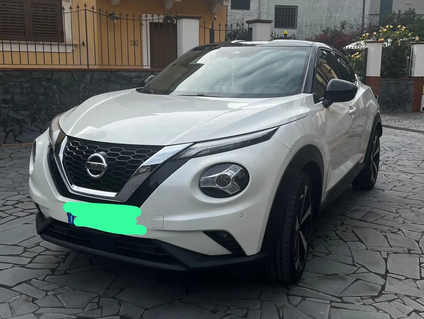Nissan Juke 1.0 dig-t Tekna 117cv - 1