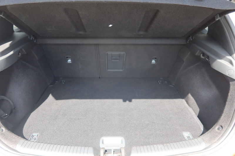 Hyundai i30 YES! Plus — photo 9