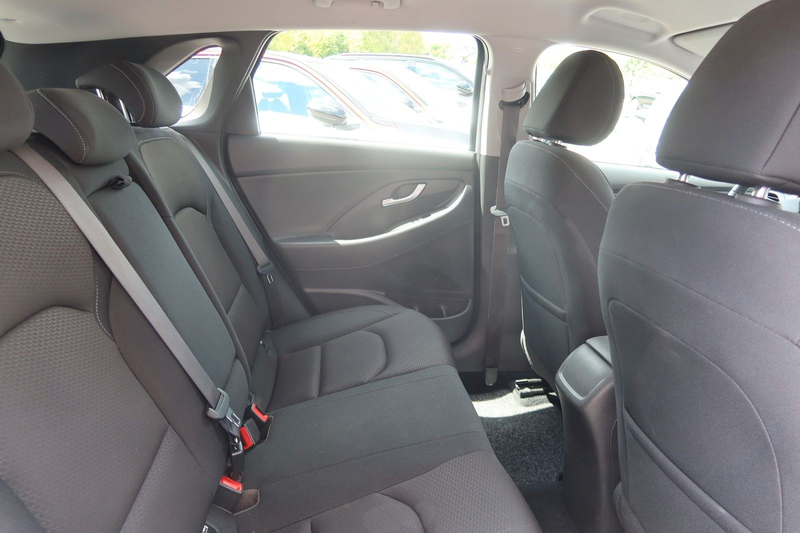 Hyundai i30 YES! Plus — photo 6