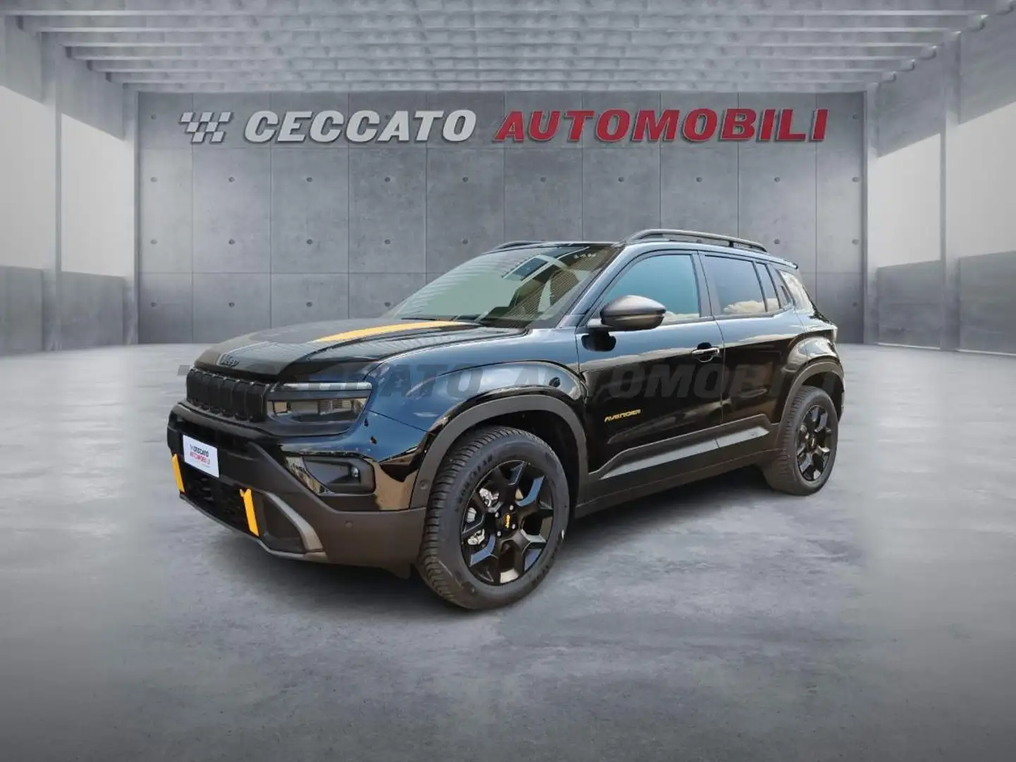 Jeep Avenger Avenger 1.2 turbo e-hybrid The North Face 4xe 136 Schwarz - 1