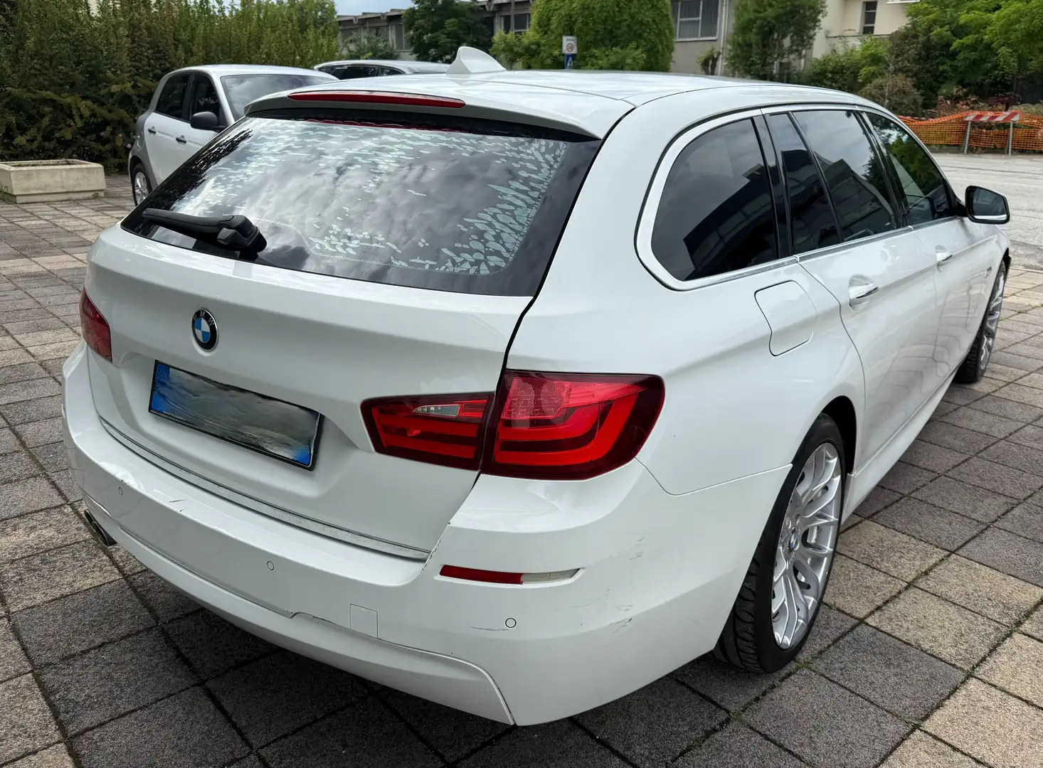 BMW 520 520d Touring Blanc - 2